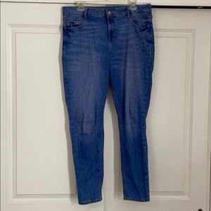 Old Navy Rockstar Super Skinny Jeans Size 14